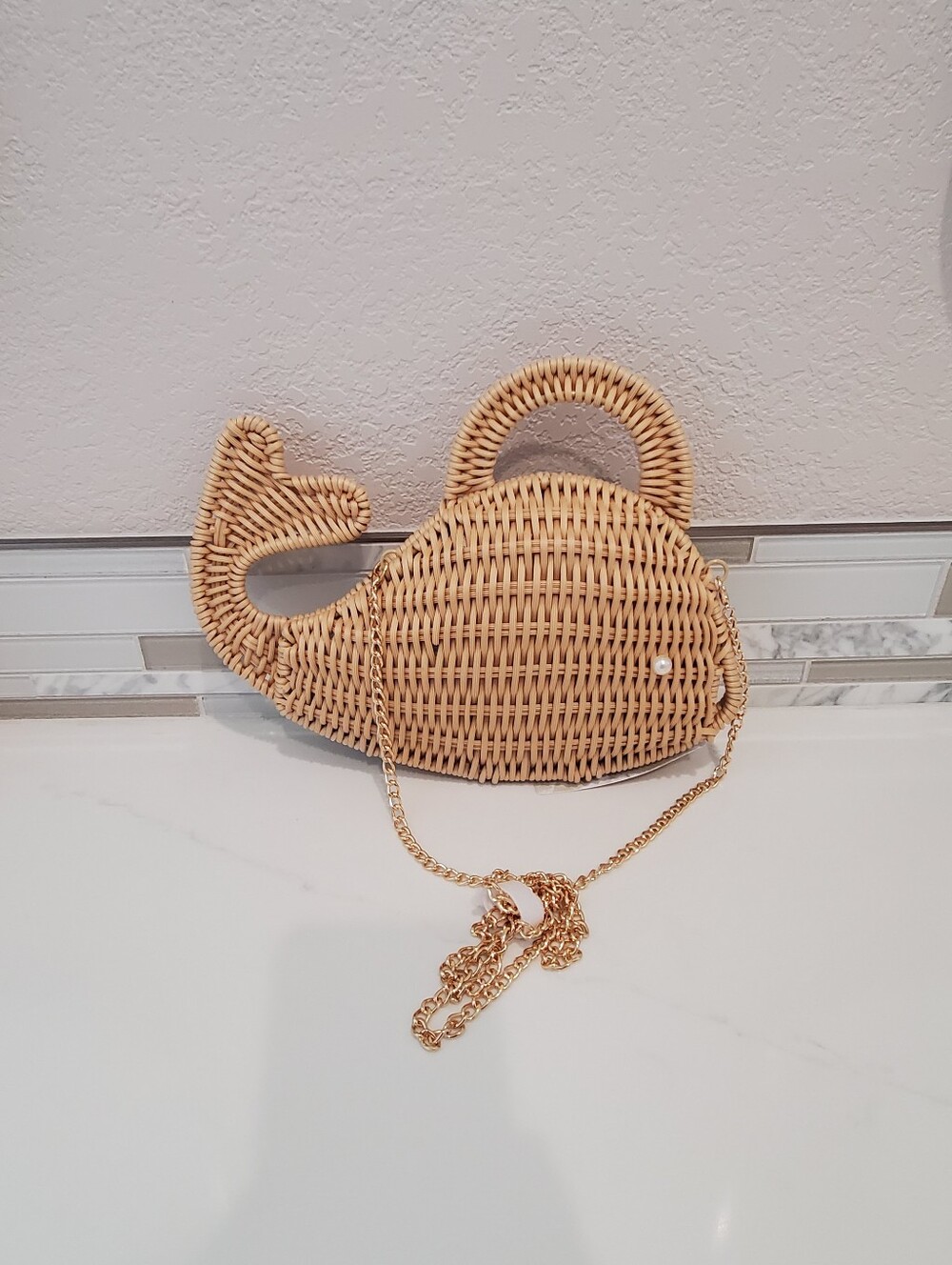 Tommy Bahama Wicker Whale Purse, Chain Strap, in Natural Color, Pearl Eyes - Picture 4 of 7